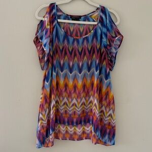 BCBG Maxazria Women Small  Multicolor Chevron Sheer Tie Dye Asymmetrical Top